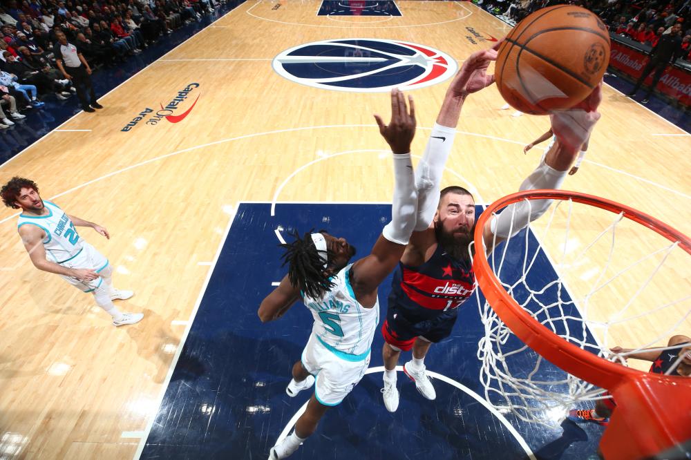 记者:浙江球迷斥资3万打造巨型TIFO 内容暂保密