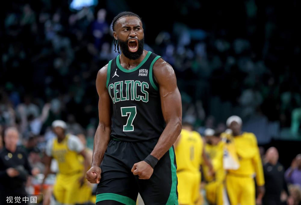 中超:青岛海牛主场战平大连英博 牟鹏飞补时扑点中国新闻网.